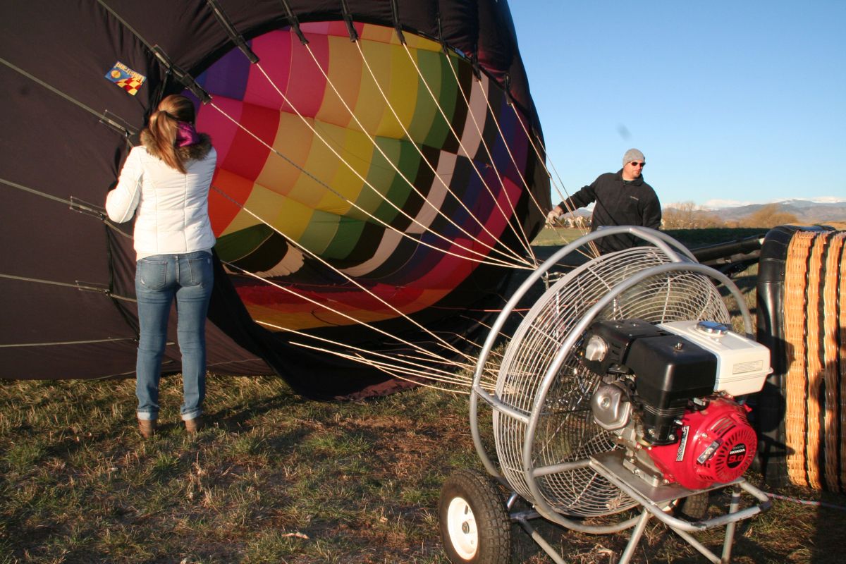 Hot air balloon photo 17