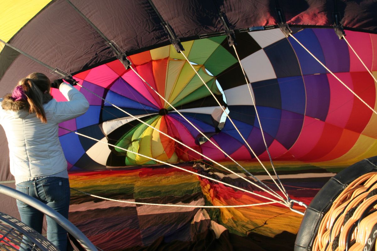 Hot air balloon photo 32