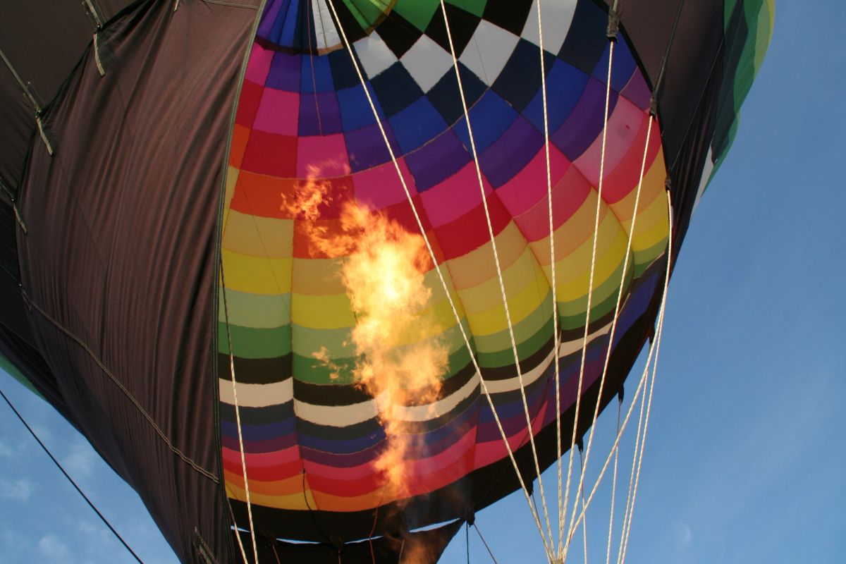 Hot air balloon photo 46