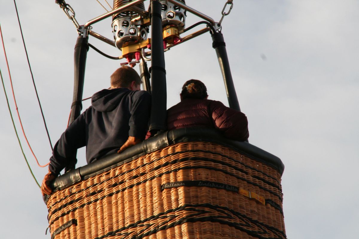 Hot air balloon photo 61
