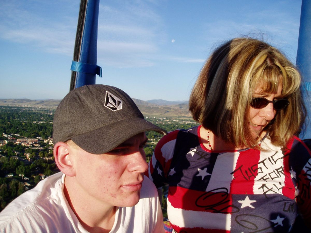 Hot air balloon photo 140