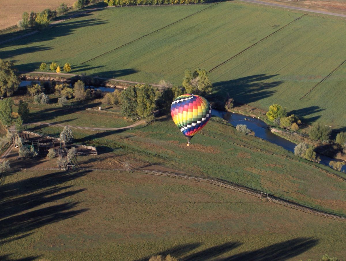 Hot air balloon photo 203